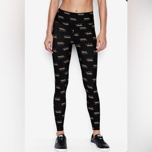 Victoria’s Secret women’s sport leggings size small